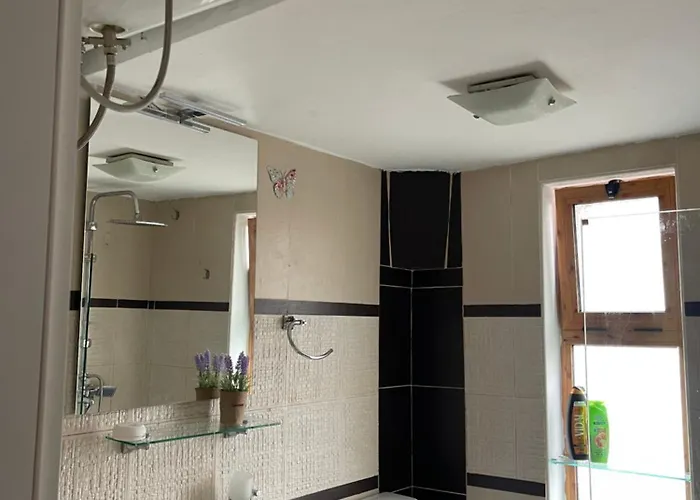 アパート Cozy At Tirana's Center